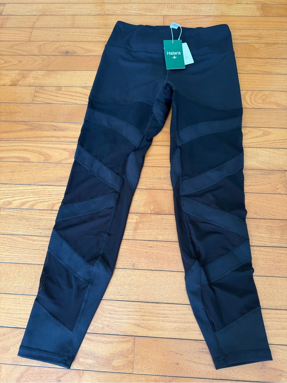 HALARA Black High-Waist Leggings with Tag new with tag medium